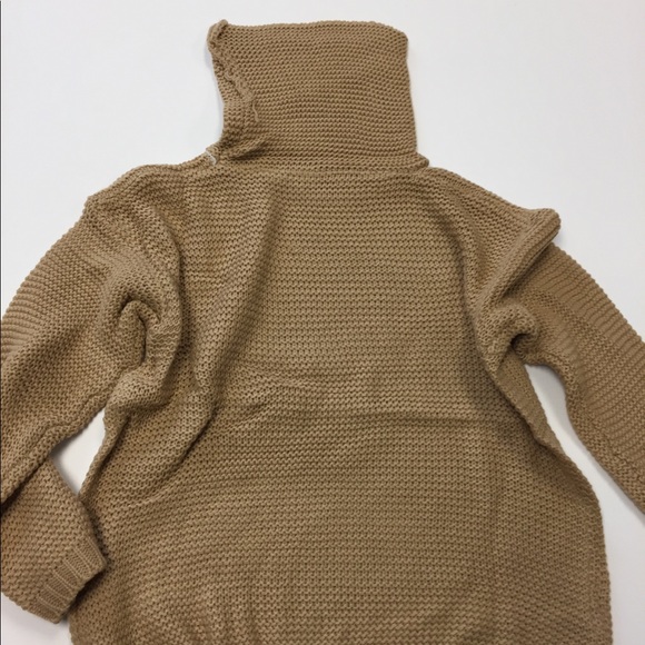 Beige/Khaki Turtle neck oversized sweater - Picture 4 of 6